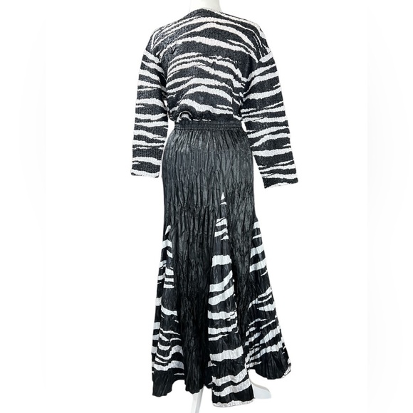 Pleats Collection Zebra Crinkle Maxi Skirt Set Large Y2K Jungle Artsy Bold - Picture 2 of 12